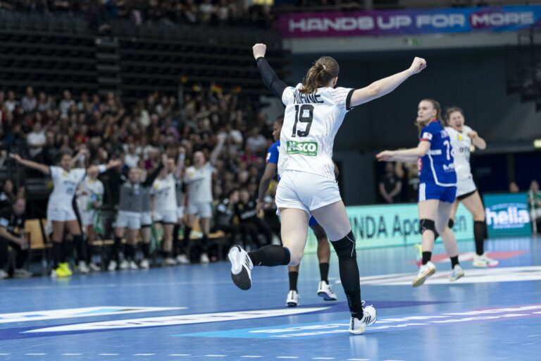 Jubiläumsspiel gegen Dänemark in Hamburg