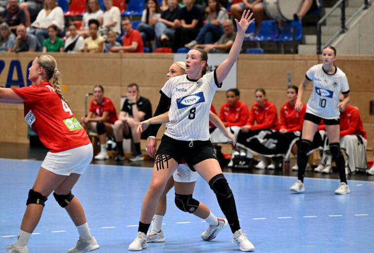 Lehrgang der weiblichen U18 des DHB