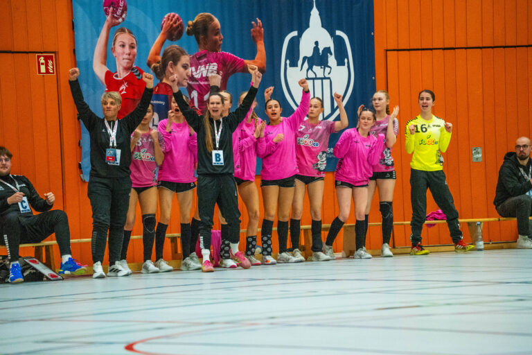 Prestigeturnier im Schneechaos