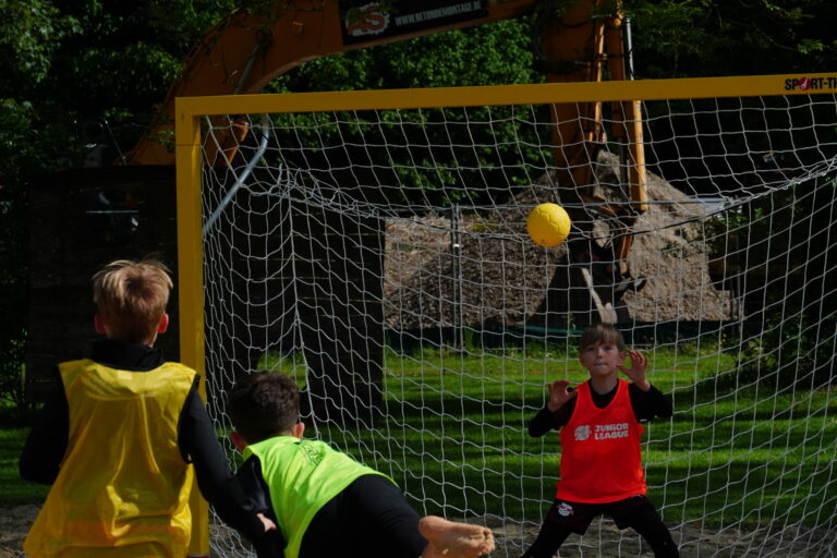 Beachhandball begeistert Grundschulen in Hannover