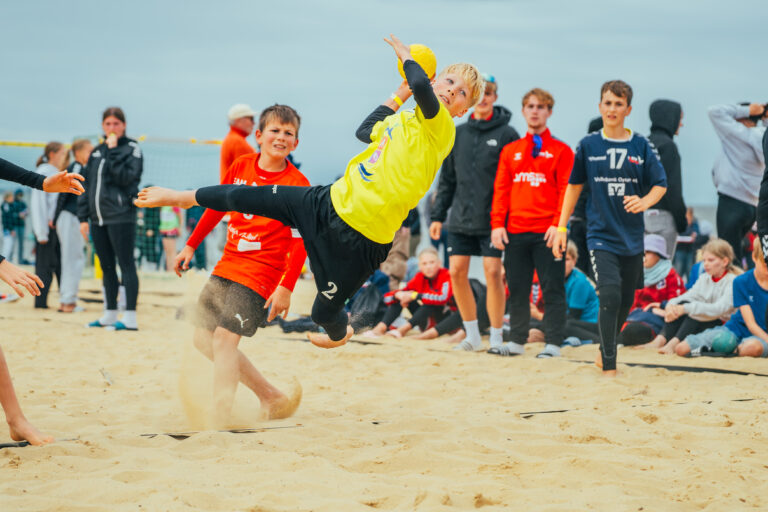 Startschuss für den Beachhandballsommer in Cuxhaven