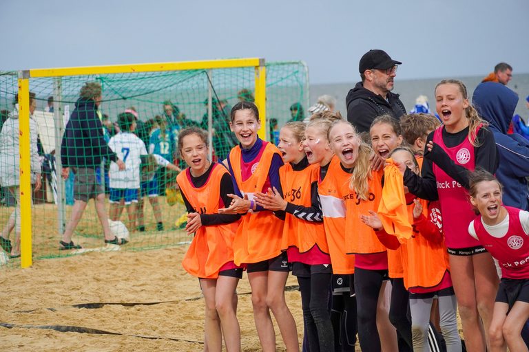 Erfolgreicher Abschluss des HVNB-Beachsommers in Cuxhaven